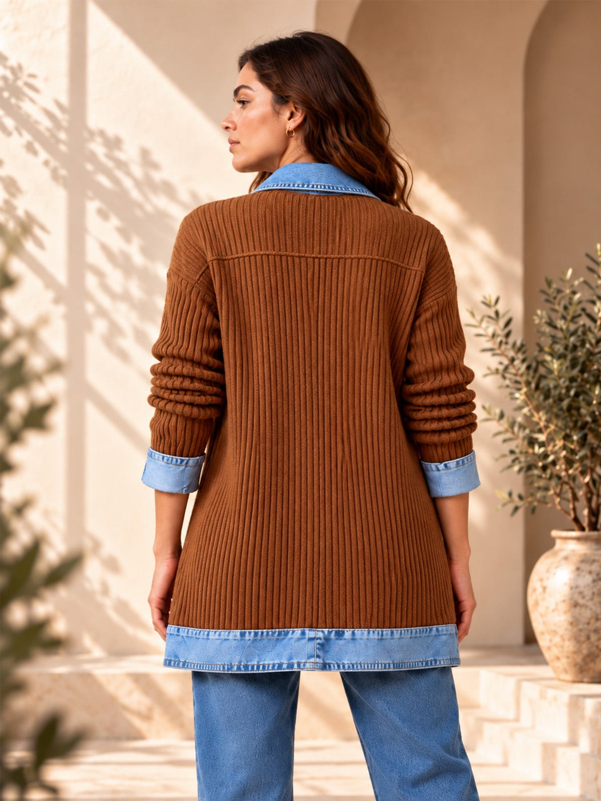 Elegant women's rib-knit coat with denim panels