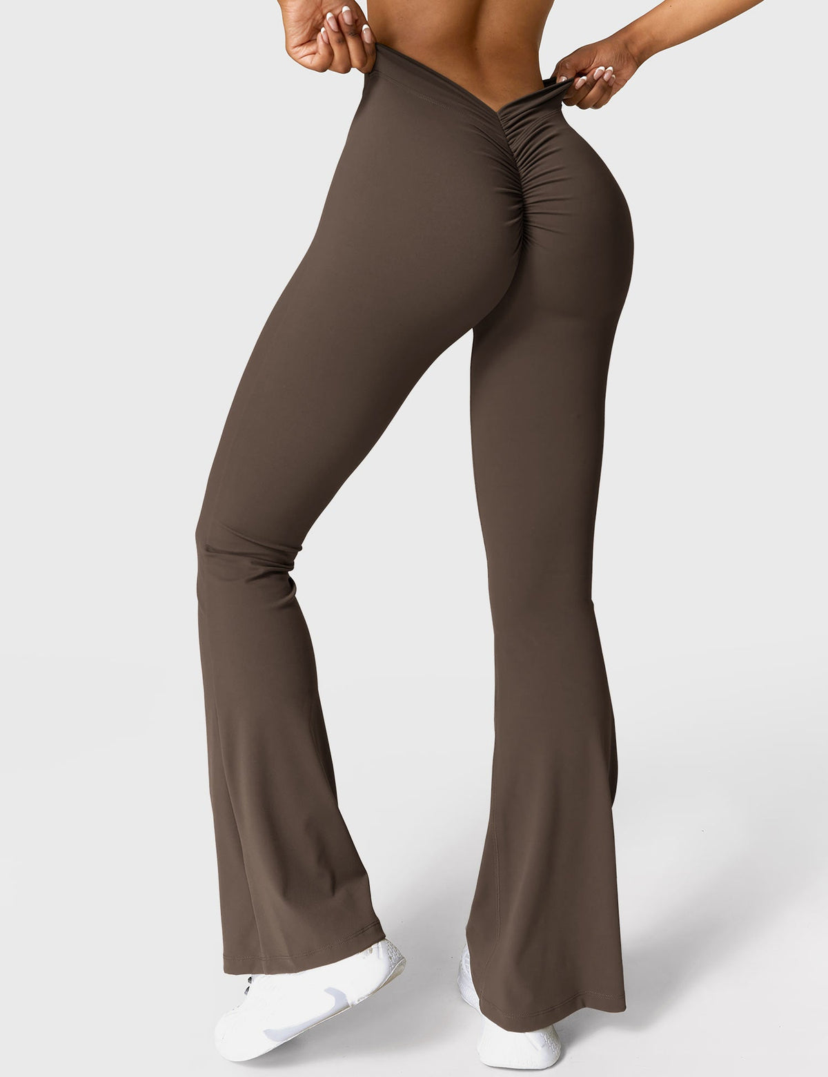 Daze Flared Leggings with V-Back