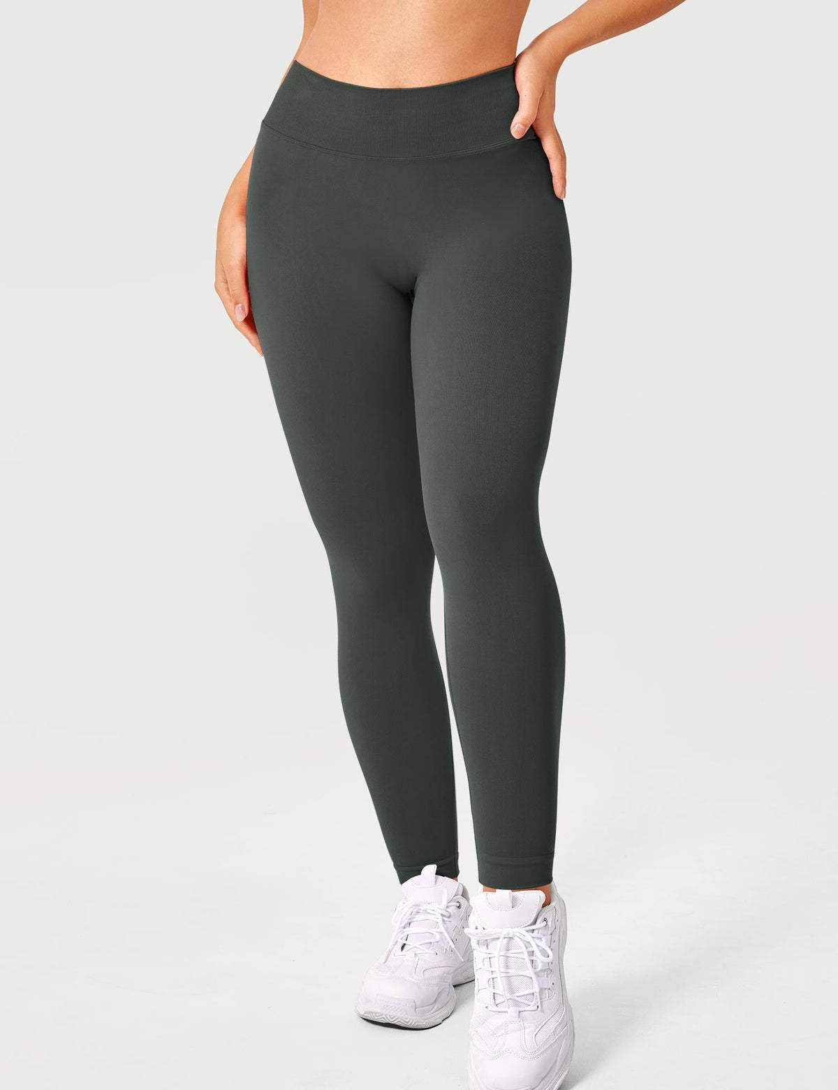 Leggings with Elegant V-Back