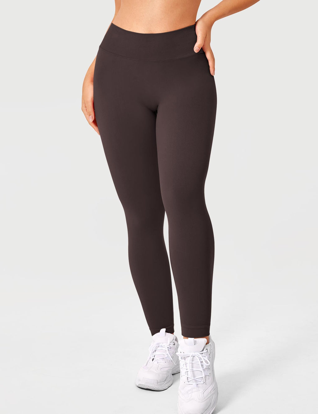 Leggings with Elegant V-Back