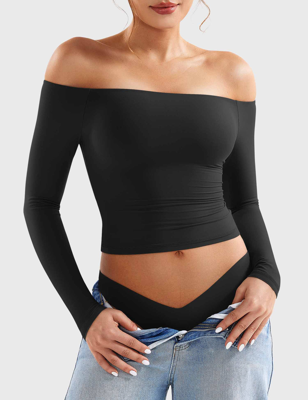 Monathic Luzlie Off-Shoulder Blouse with Elegant Style