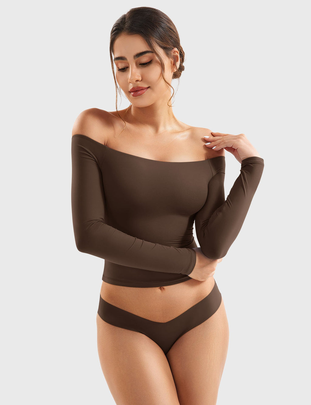 Monathic Luzlie Off-Shoulder Blouse with Elegant Style
