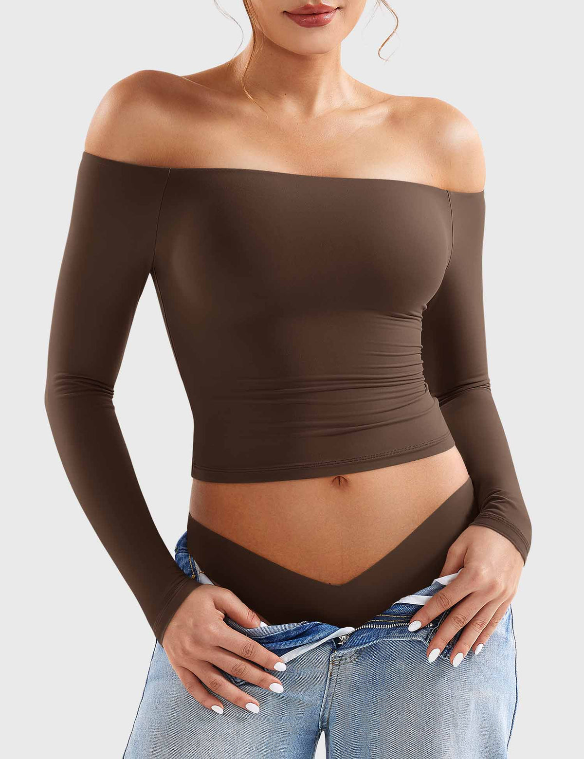 Monathic Luzlie Off-Shoulder Blouse with Elegant Style