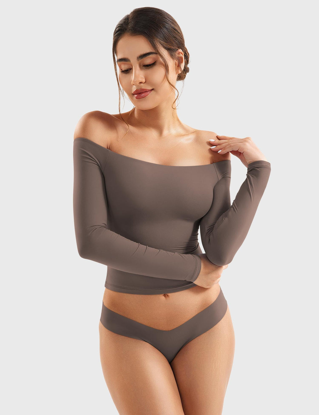 Monathic Luzlie Off-Shoulder Blouse with Elegant Style