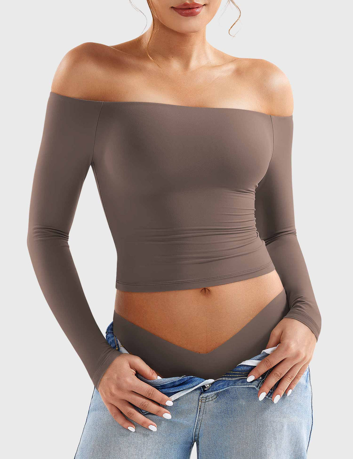 Monathic Luzlie Off-Shoulder Blouse with Elegant Style