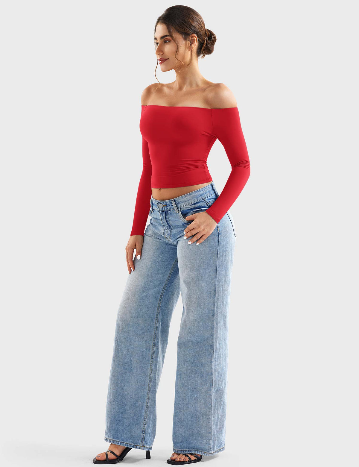 Monathic Luzlie Off-Shoulder Blouse with Elegant Style