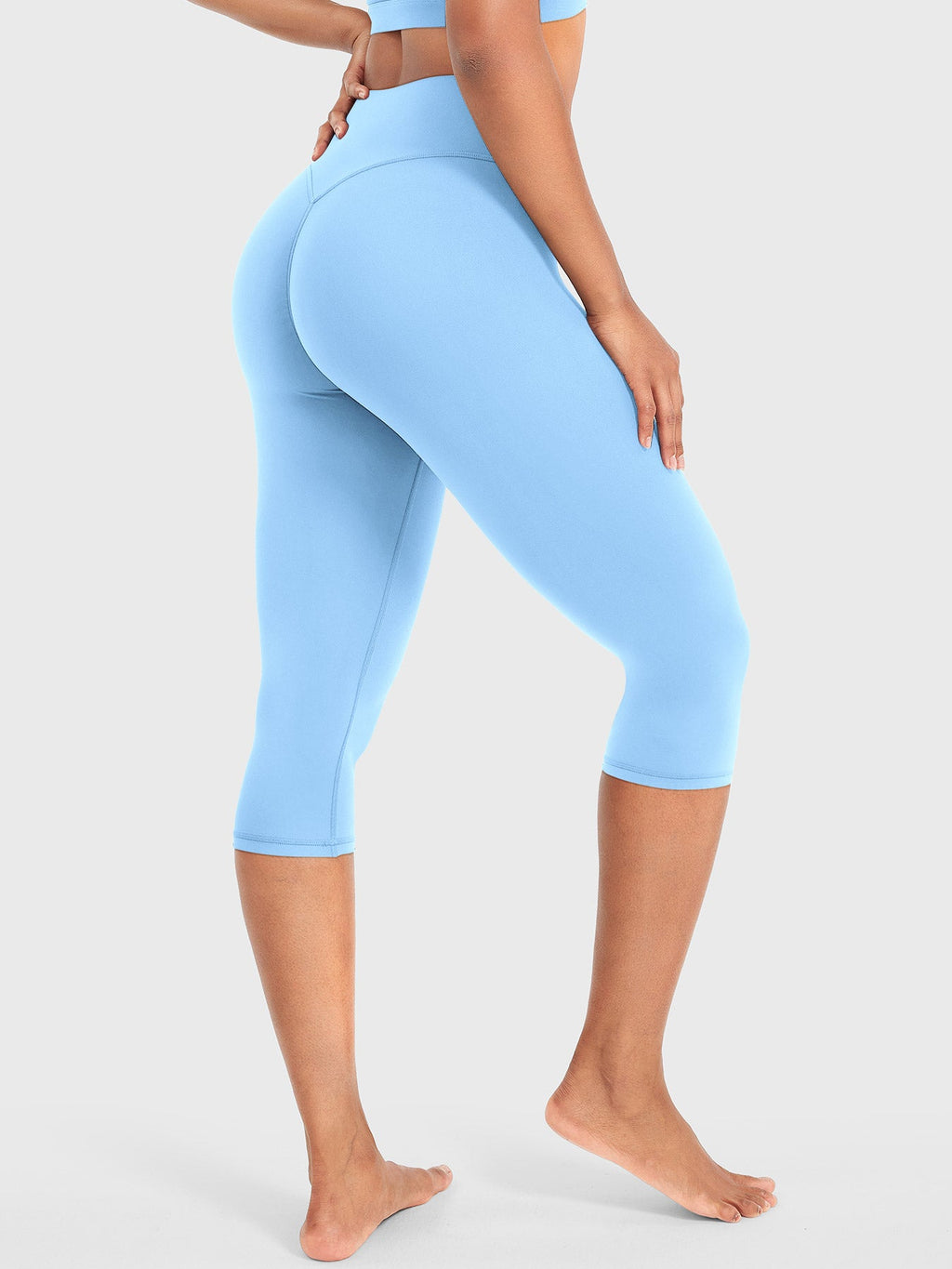Ease 17-Inch Capri Leggings – Stylish, Comfortable Activewear