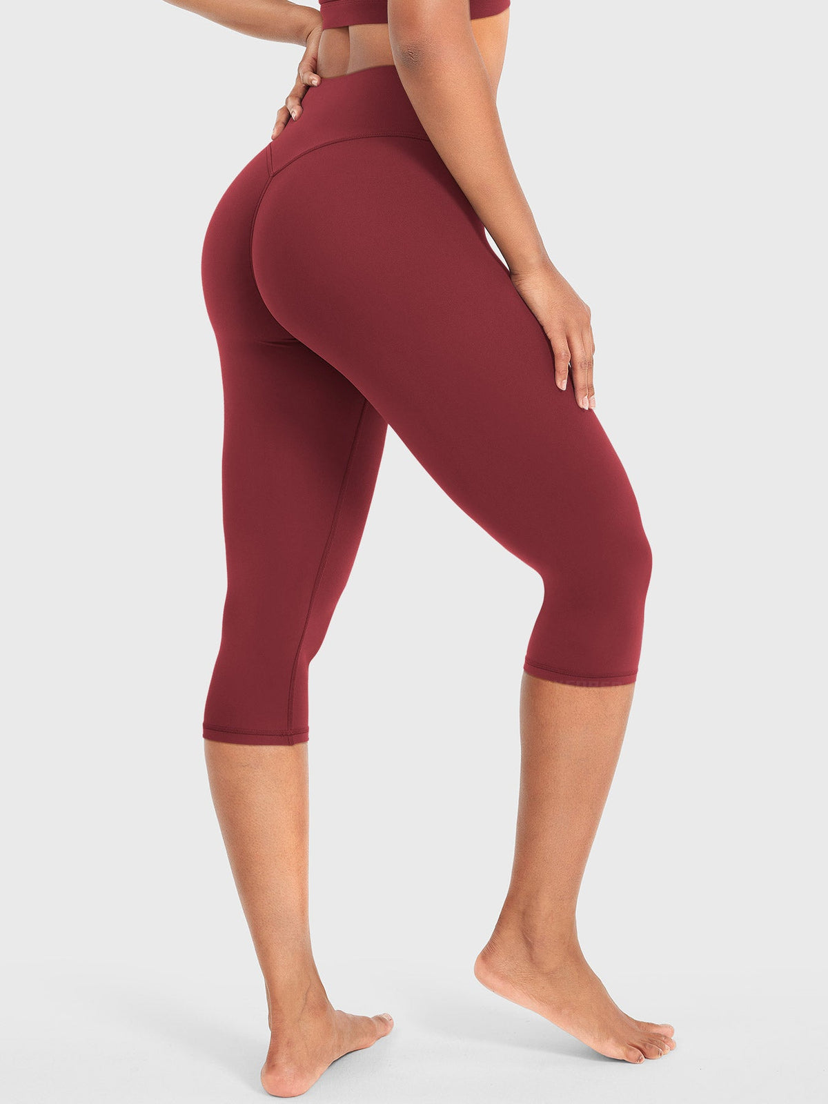 Ease 17-Inch Capri Leggings – Stylish, Comfortable Activewear