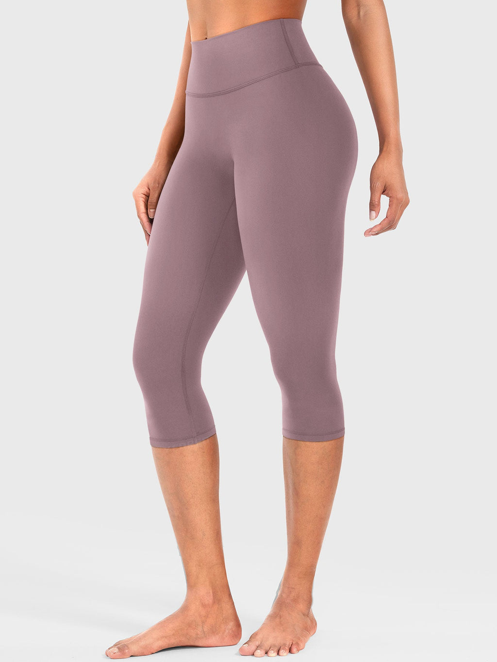 Ease 17-Inch Capri Leggings – Stylish, Comfortable Activewear