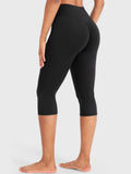 Ease 17-Inch Capri Leggings – Stylish, Comfortable Activewear