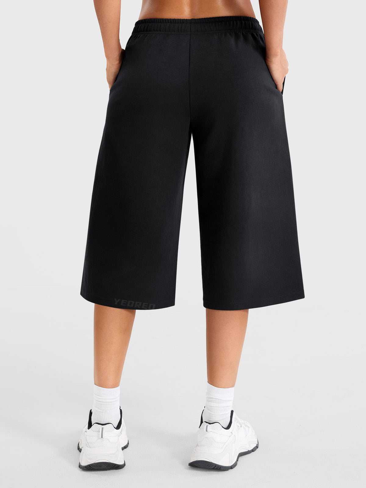 Ease Low-Rise Capri Pants