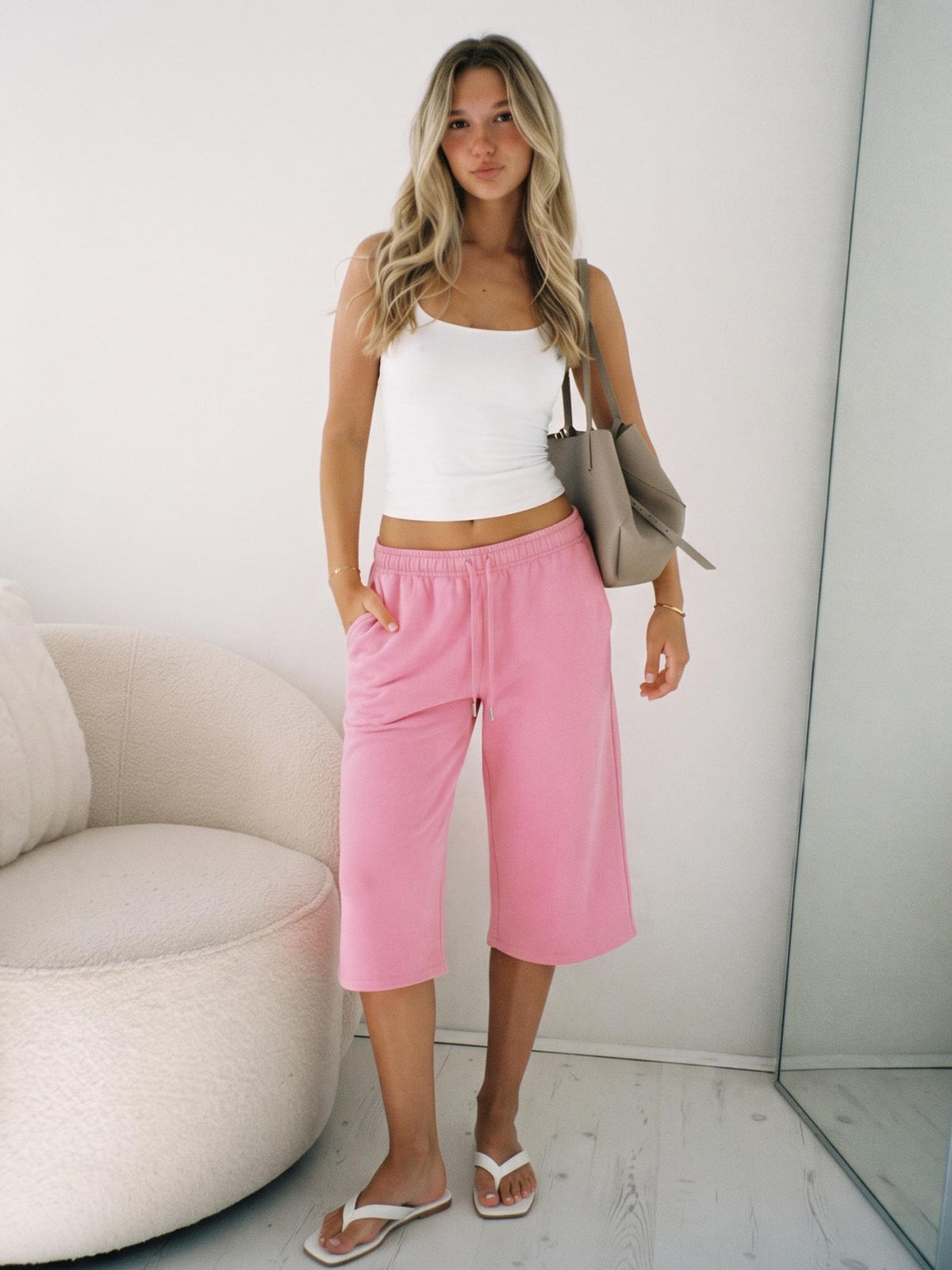 Ease Low-Rise Capri Pants