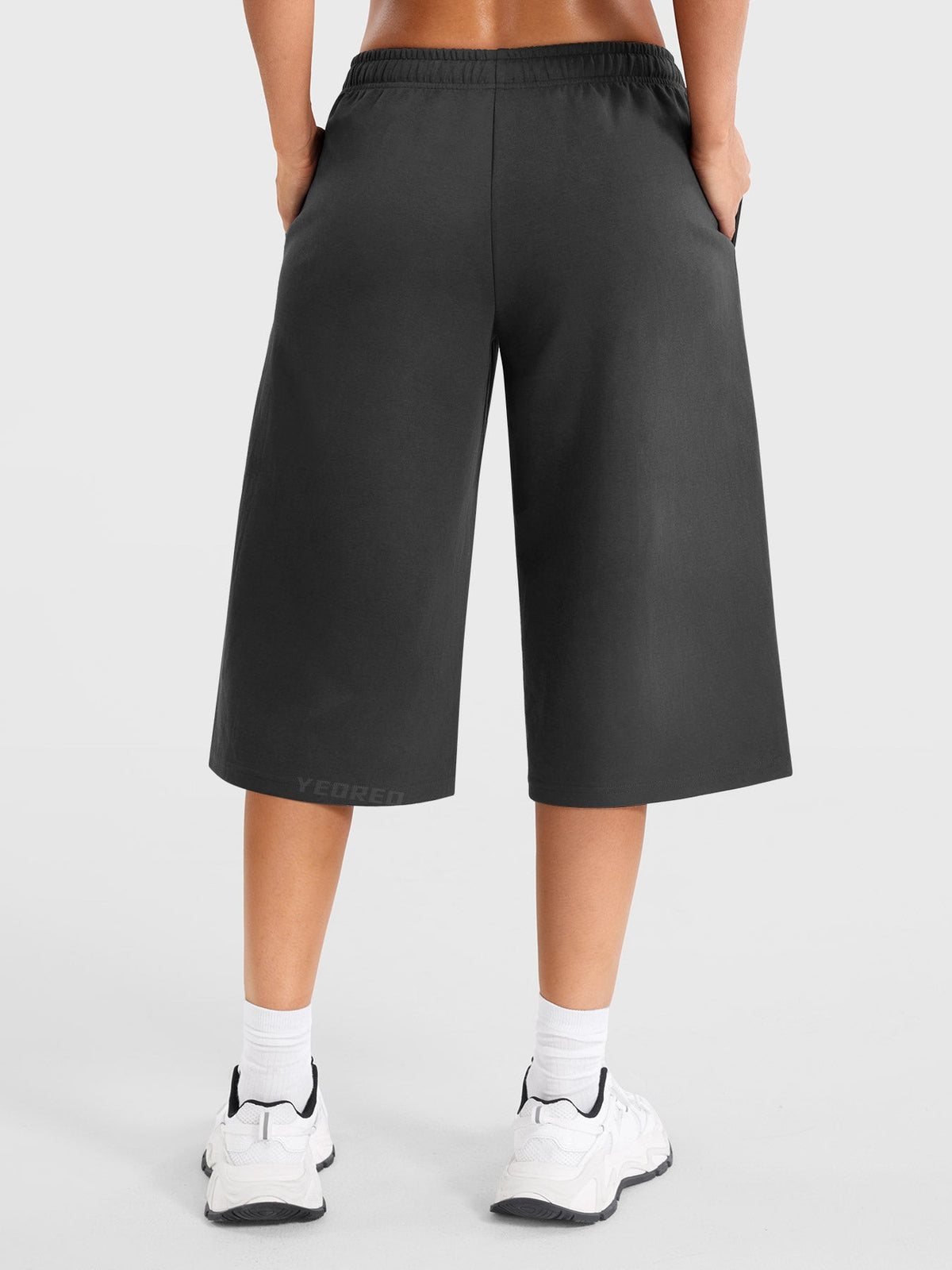 Ease Low-Rise Capri Pants