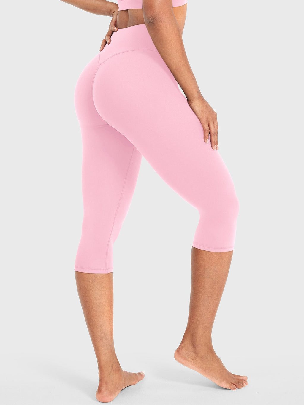 Ease 17-Inch Capri Leggings – Stylish, Comfortable Activewear