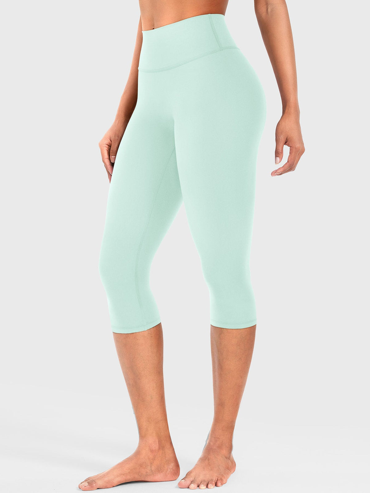 Ease 17-Inch Capri Leggings – Stylish, Comfortable Activewear