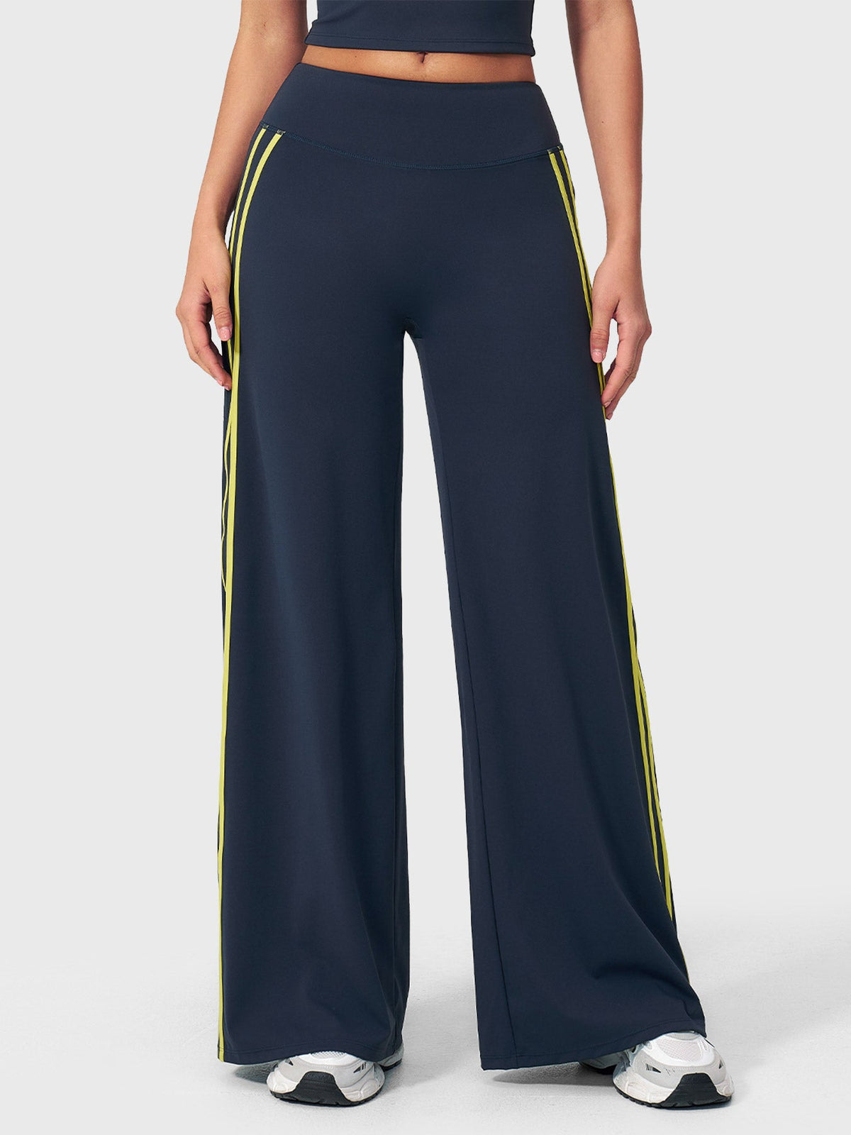Ease Stylish Side-Stripe Straight-Leg Leggings