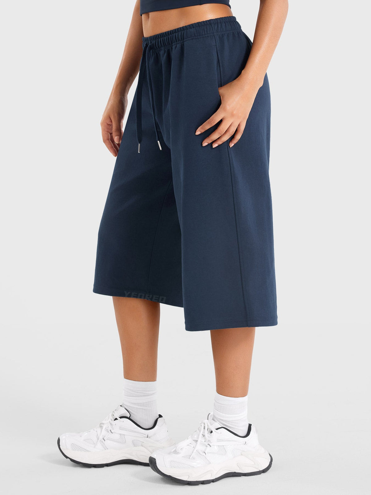 Ease Low-Rise Capri Pants