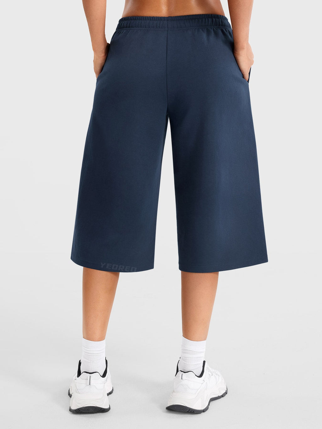 Ease Low-Rise Capri Pants