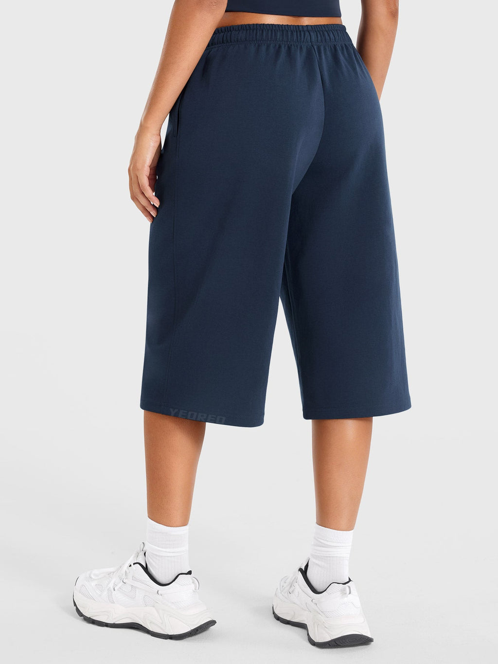 Ease Low-Rise Capri Pants