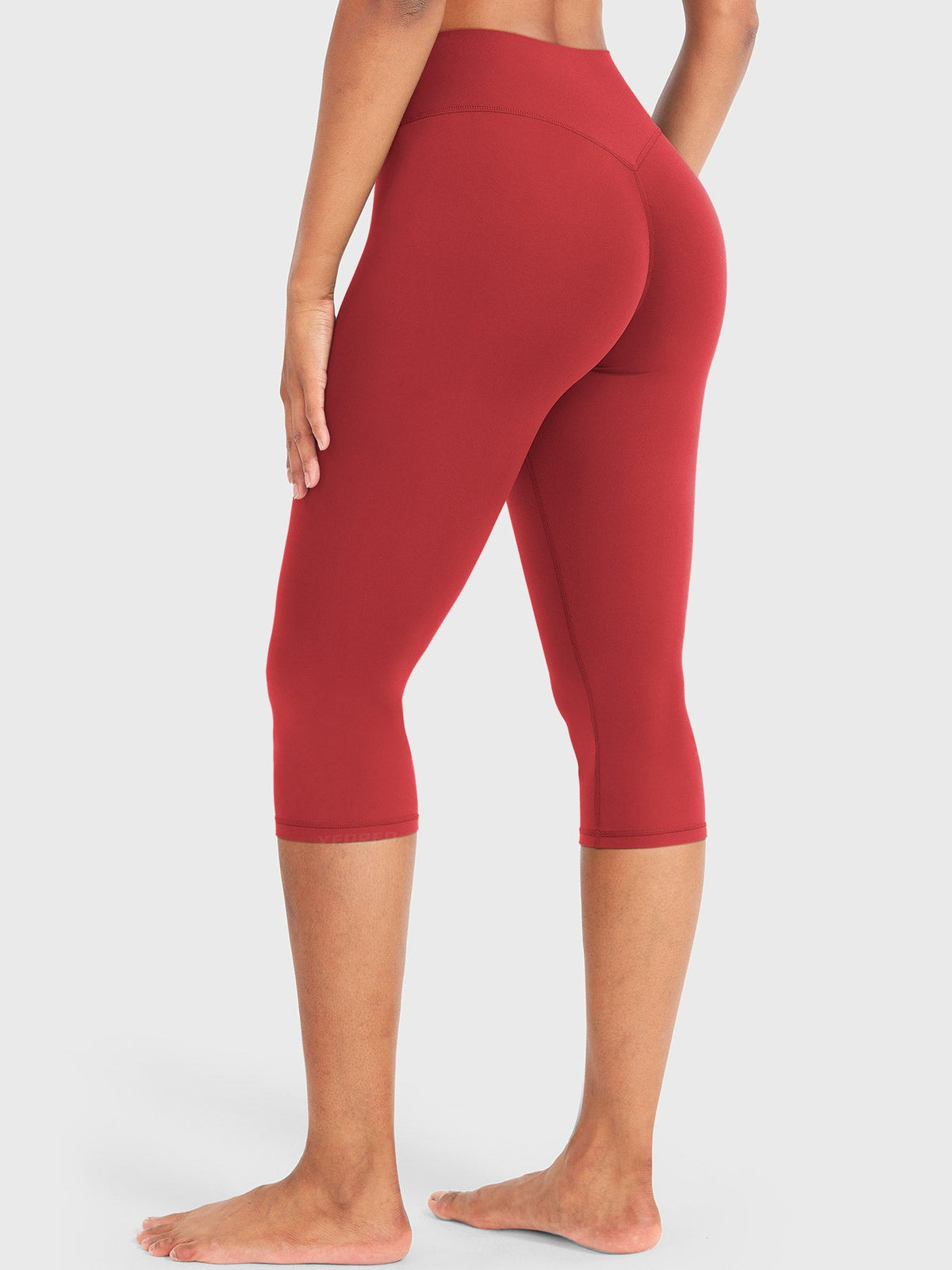 Ease 17-Inch Capri Leggings – Stylish, Comfortable Activewear