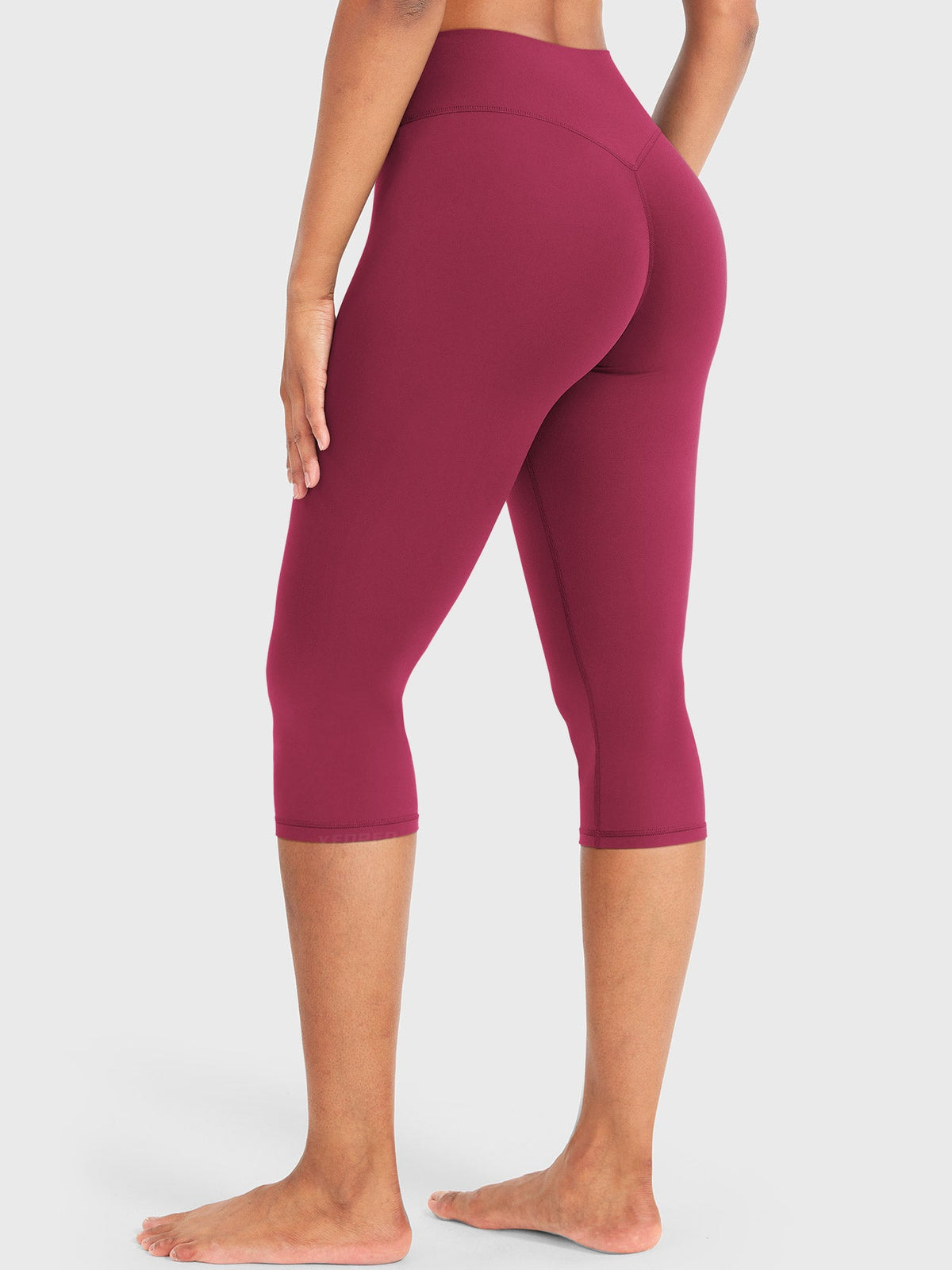 Ease 17-Inch Capri Leggings – Stylish, Comfortable Activewear