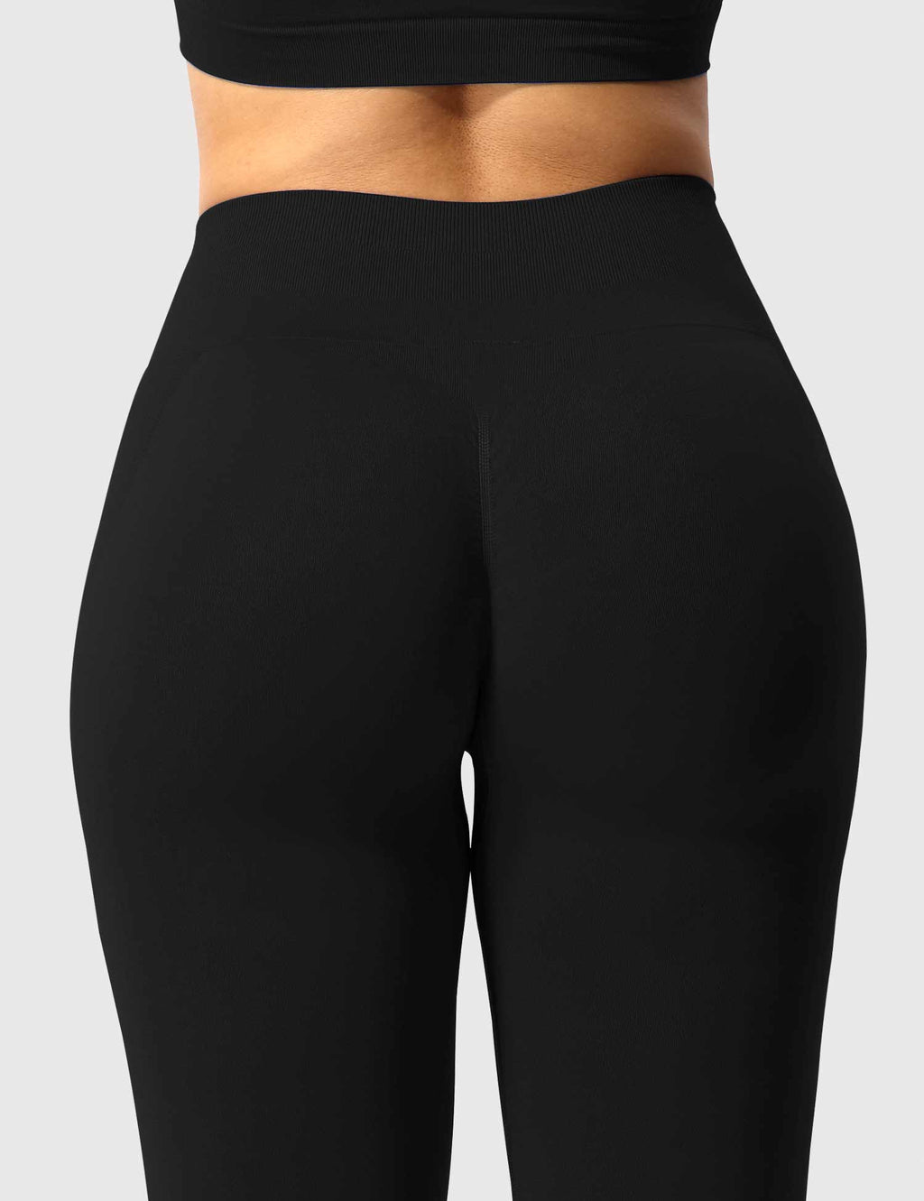 Amplify Seamless Leggings for a Sleek Silhouette