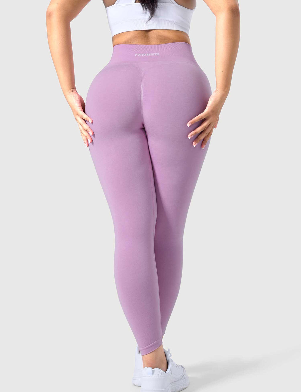 Amplify Seamless Leggings for a Sleek Silhouette