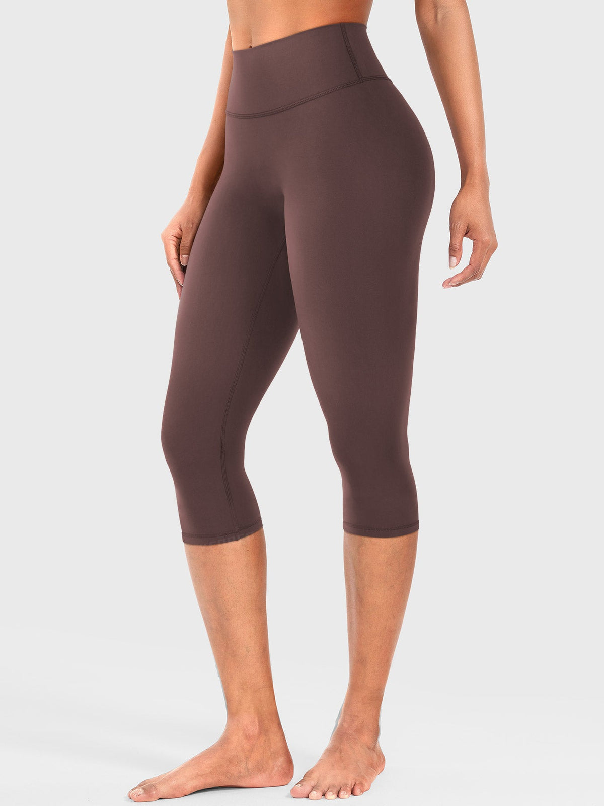 Ease 17-Inch Capri Leggings – Stylish, Comfortable Activewear
