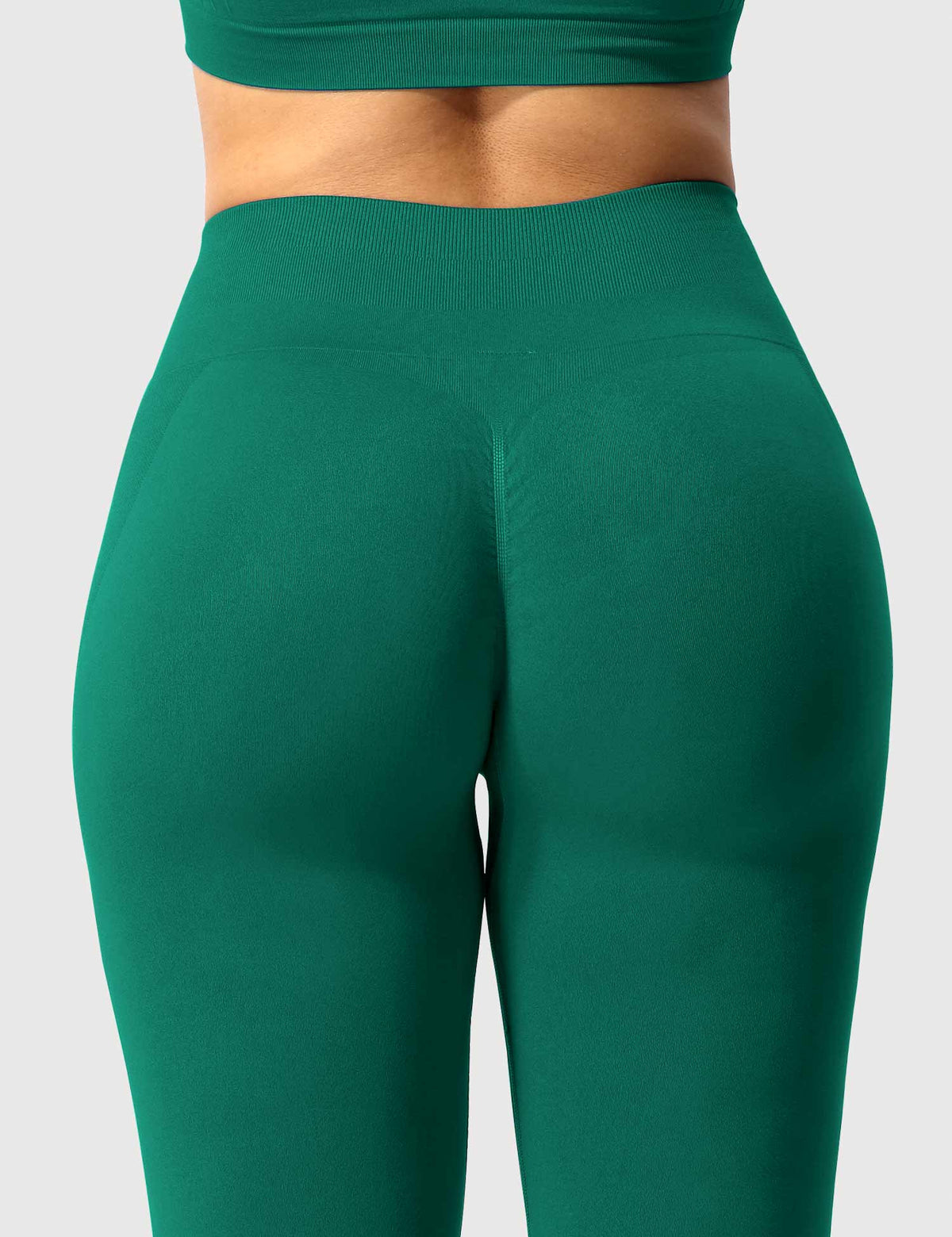 Amplify Seamless Leggings for a Sleek Silhouette