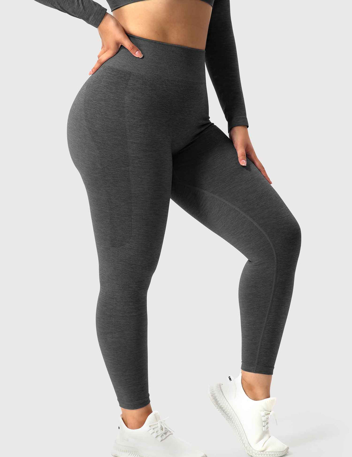Amplify Seamless Leggings for a Sleek Silhouette