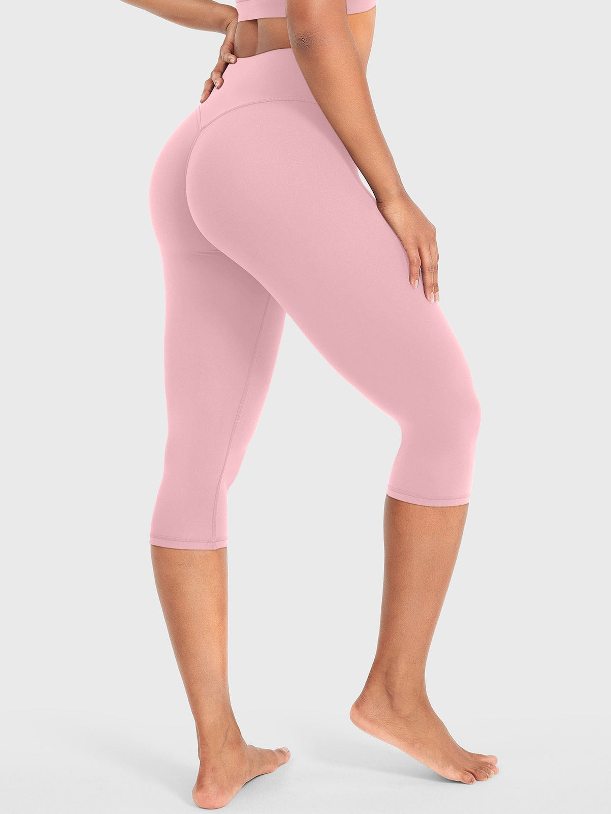 Ease 17-Inch Capri Leggings – Stylish, Comfortable Activewear