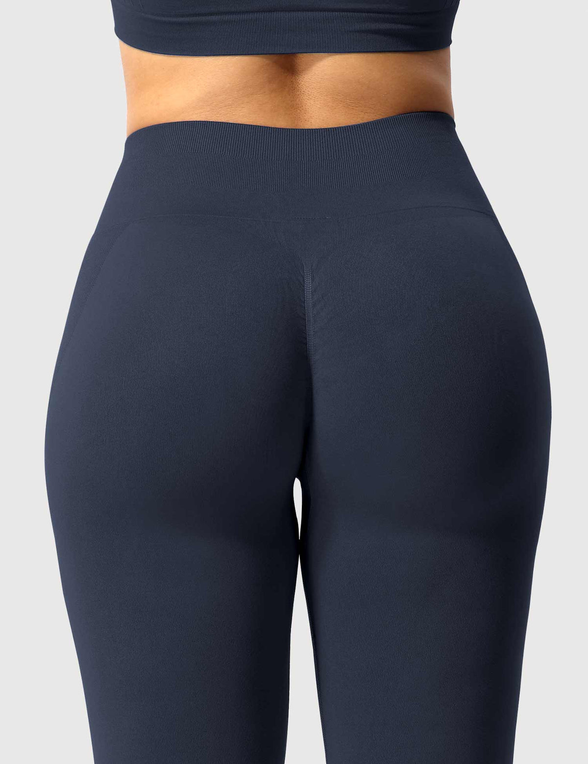 Amplify Seamless Leggings for a Sleek Silhouette