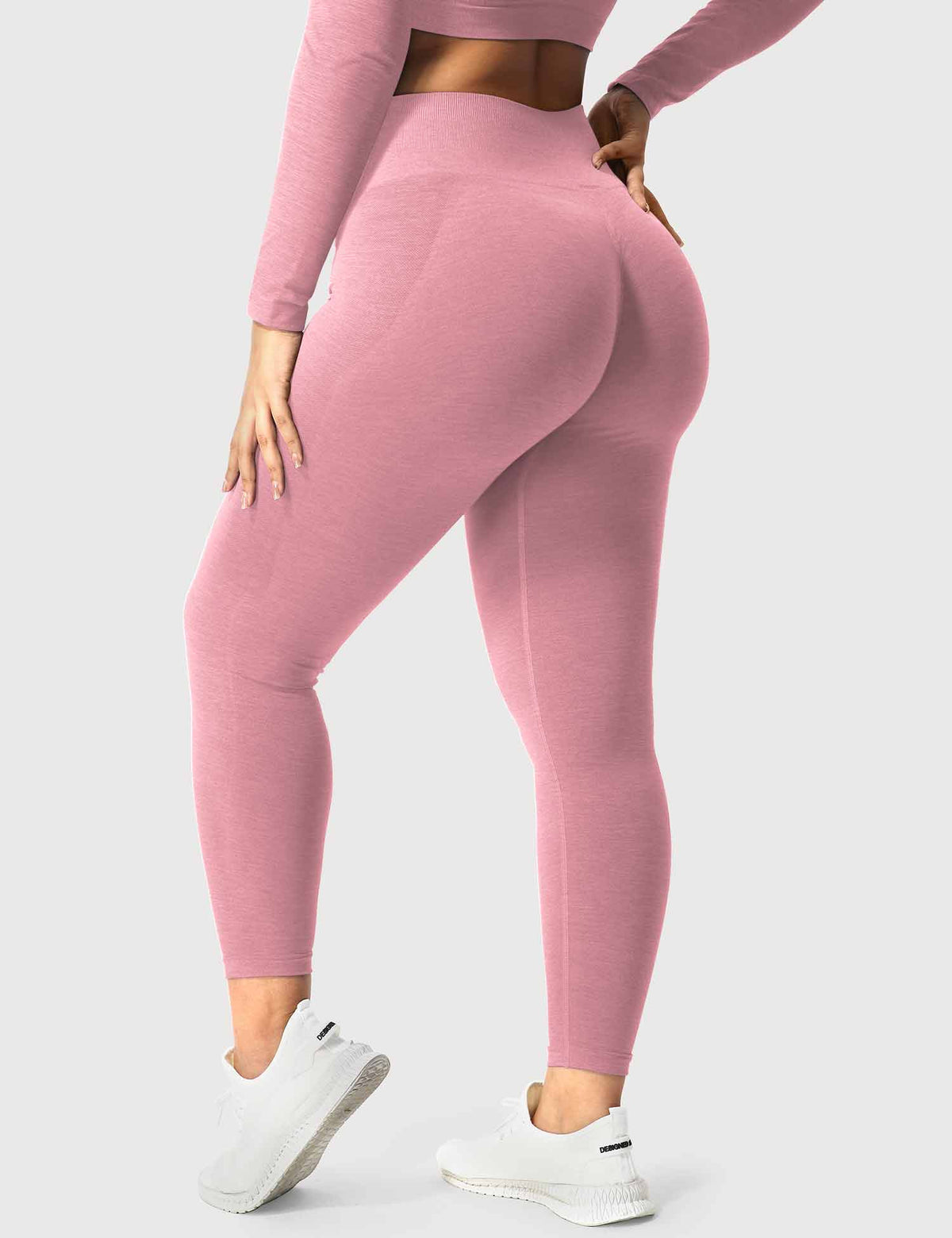 Amplify Seamless Leggings for a Sleek Silhouette