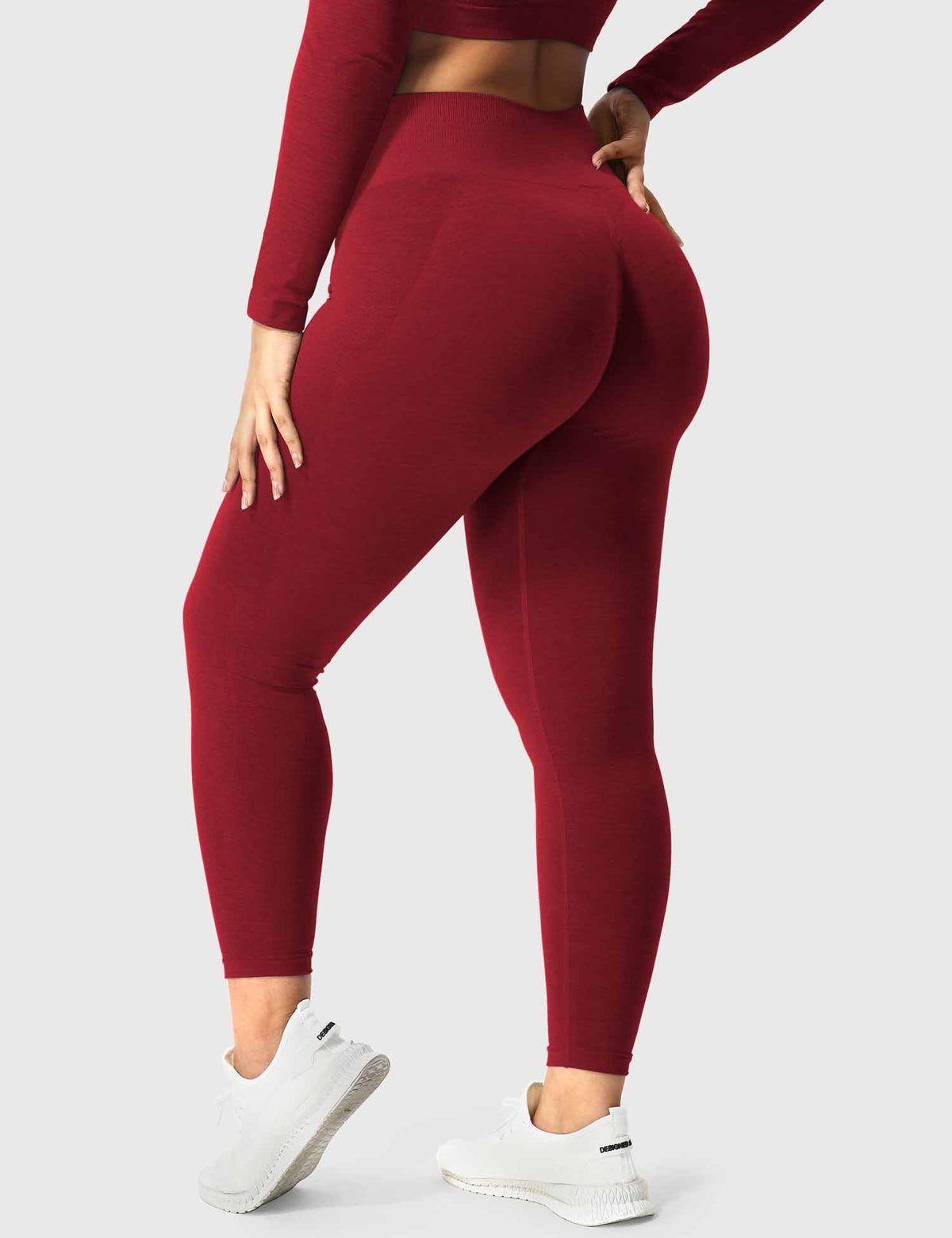 Amplify Seamless Leggings for a Sleek Silhouette
