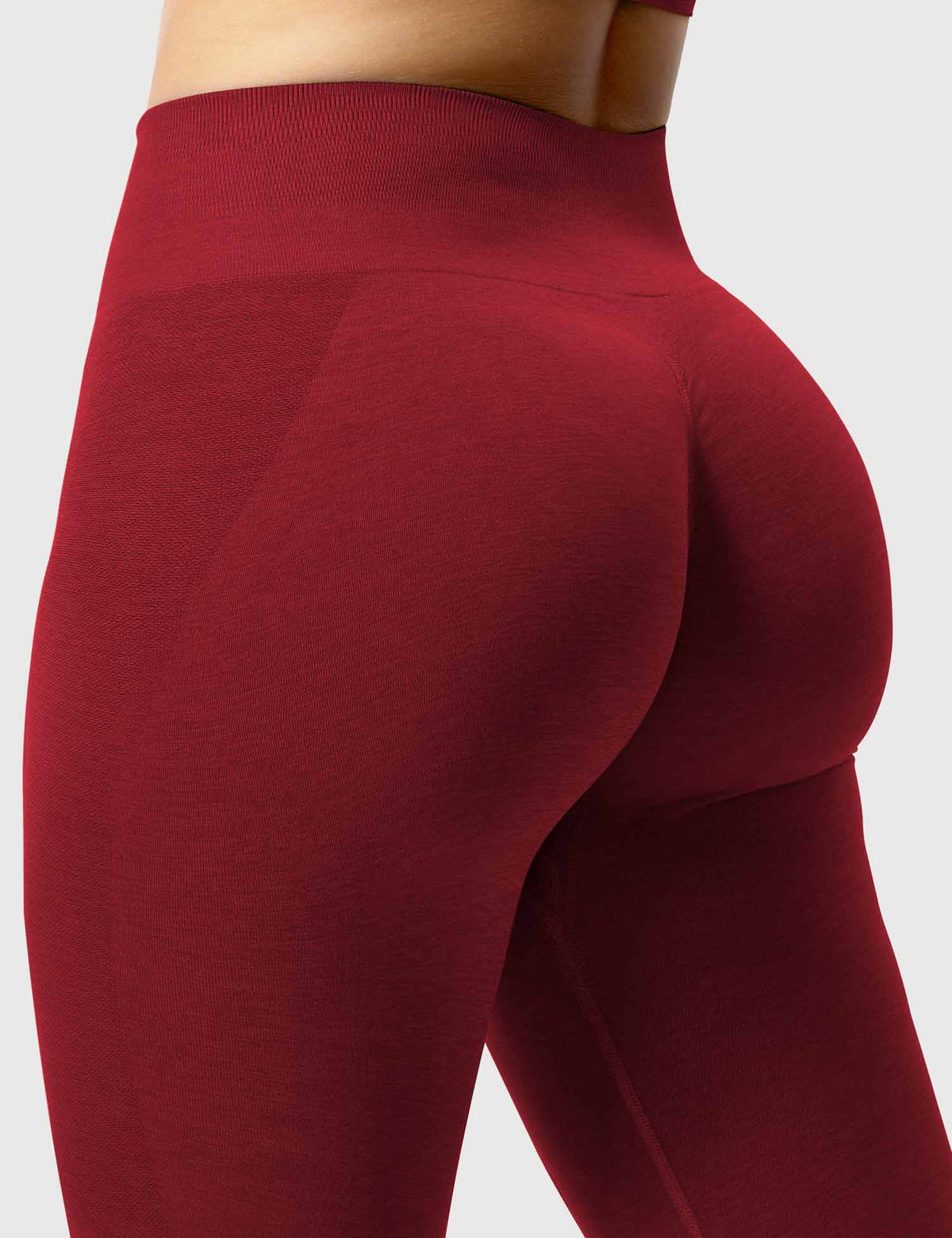 Amplify Seamless Leggings for a Sleek Silhouette